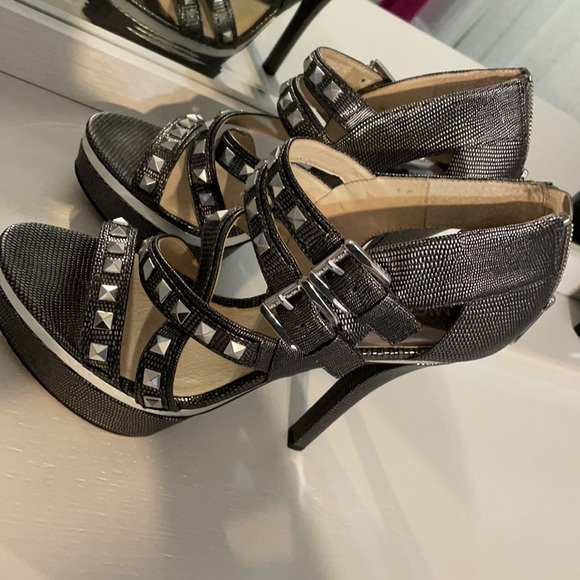 Michael Kors silver high heels - Picture 6 of 12